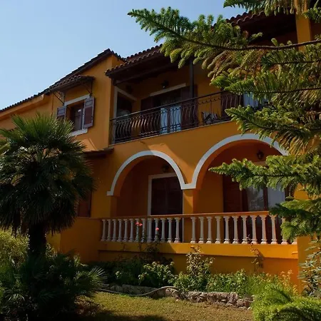 Iliaktida - Private With Large Pool, Garden, Outdoor Kitchen & Bbq *