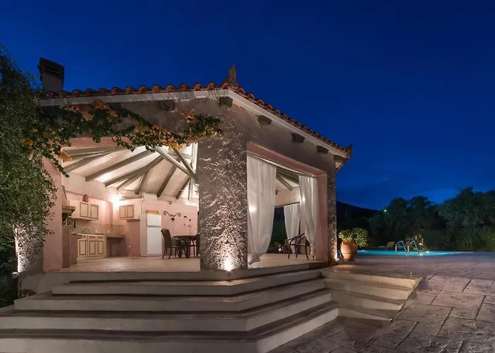 Villa Iliaktida - Private With Large Pool, Garden, Outdoor Kitchen & Bbq Lithakia (Zakynthos)